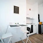 San Siro 6 Min - Life 15 Min Apartman *